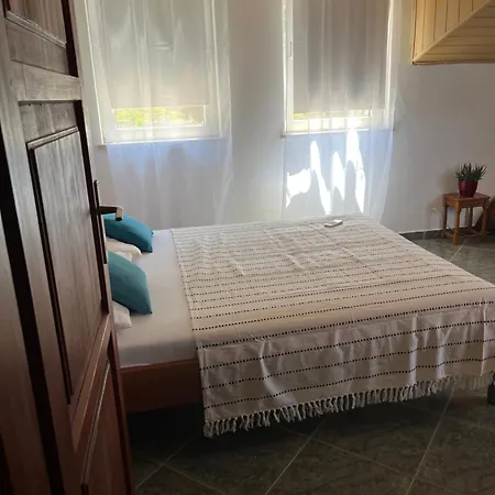 The Olive Tree * Lumbarda