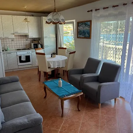 The Olive Tree * Lumbarda